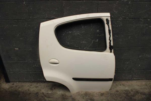 PORTE ARRIERE DROITE CITROEN C1 / PEUGEOT 107 -2014 - Vue 1